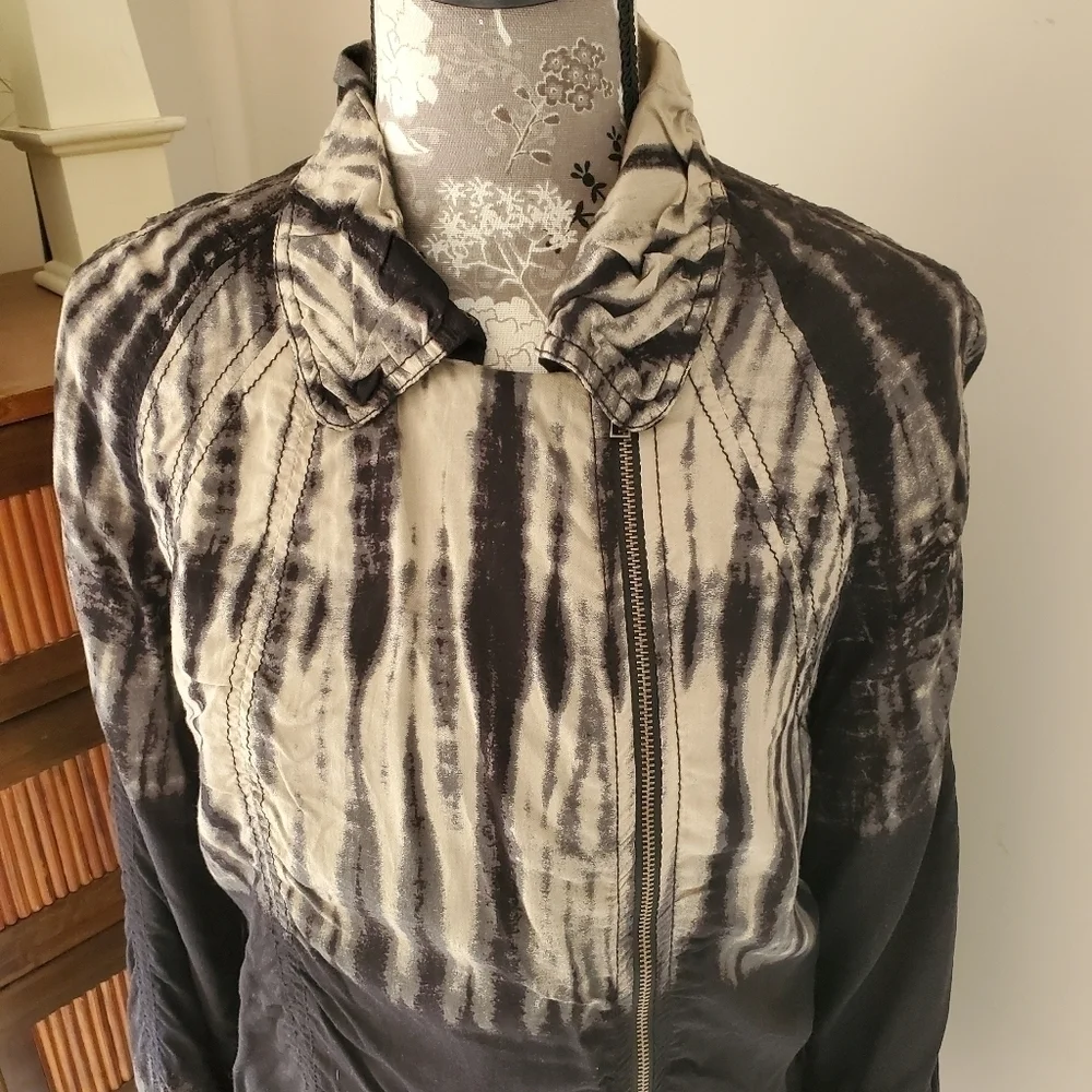 NWT‎ Rachel Roy long bleach dyed moto jacket M